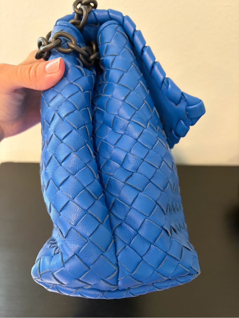 Bottega Veneta Blue Intrecciato Leather Large Olimpia Bag - Picture 3 of 16